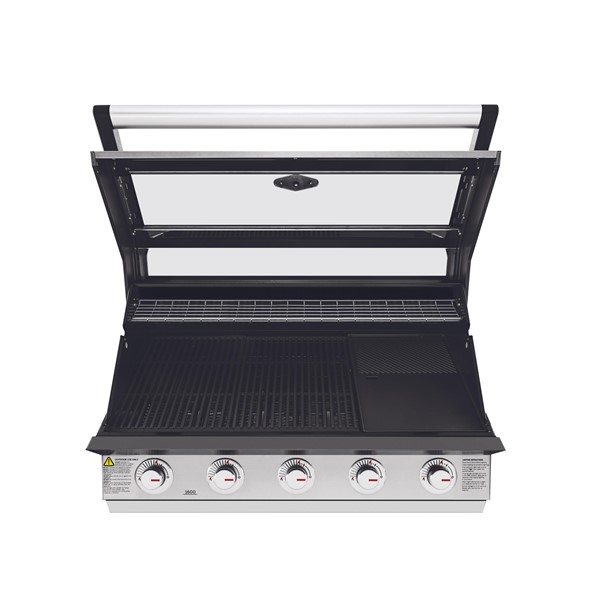 Beefeater 1600 5 Brn BBQ w/Cast iron grills - S.Steel